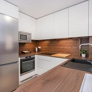 Bhost - Victoria 64 , Málaga España